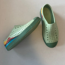 Load image into Gallery viewer, Native Green Mountain Jefferson Size 5 Junior

