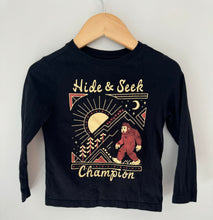 Load image into Gallery viewer, Old Navy Big Foot Long Sleeve 2T
