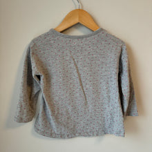 Load image into Gallery viewer, Hatley SnowFlake Top Size 3
