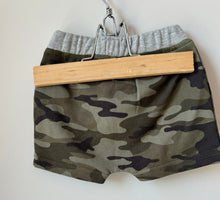 Load image into Gallery viewer, BabyGap Camo Shorts 3-6M

