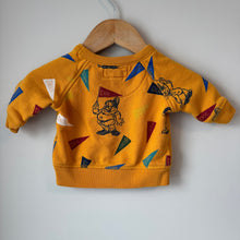 Load image into Gallery viewer, BabyGap Dwarfs Crewneck 0-3M
