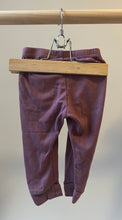 Load image into Gallery viewer, Little &amp; Lively Legging 9-12M

