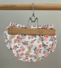 Load image into Gallery viewer, Bunny Bloomers 24M
