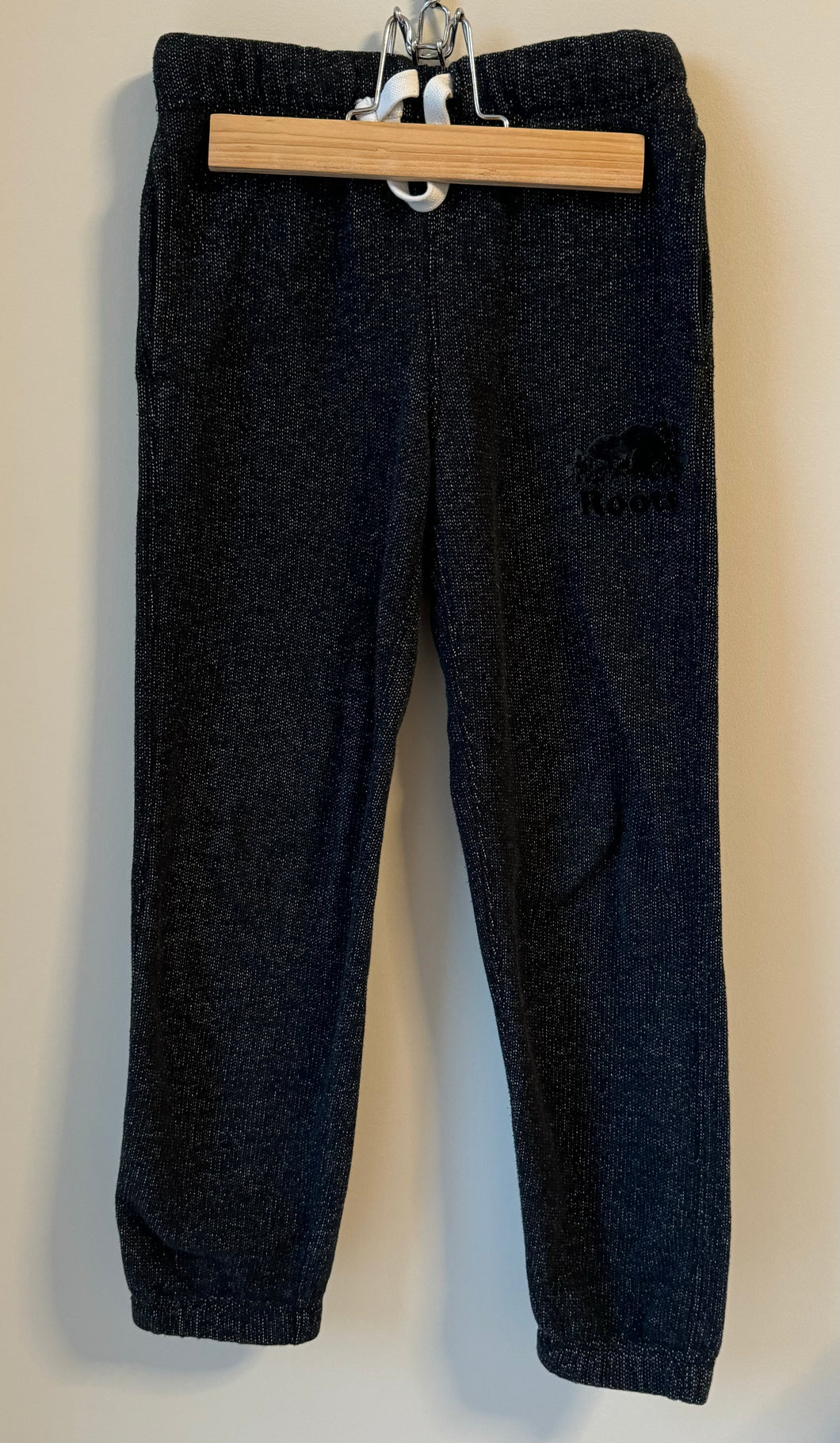 Roots Black Fleck Sweats Size 7