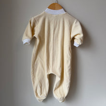 Load image into Gallery viewer, Vintage Snugabye Terry Footie 12M
