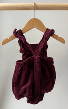 Load image into Gallery viewer, Old Navy Corduroy Romper 6-12M
