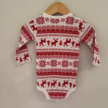 Load image into Gallery viewer, Joe Fresh Waffle Henley 3-6M
