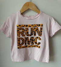 Load image into Gallery viewer, H&amp;M Run DMC Tee Size 6
