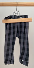 Load image into Gallery viewer, Little &amp; Lively Check Leggings 9-12M
