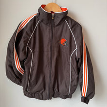 Load image into Gallery viewer, Vintage Reebok Clevland Browns Windbreaker Size 7

