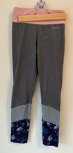Load image into Gallery viewer, Zara Sport Leggings Size 8-9
