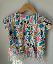 Load image into Gallery viewer, Zara Desert Fringe Top Size 5
