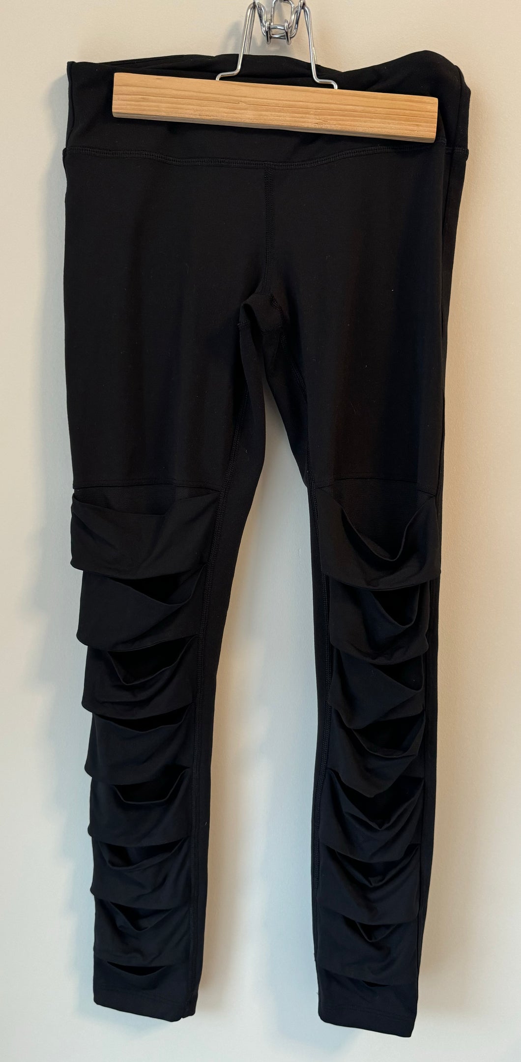 Ivivva Rip Detail Leggings Size 10