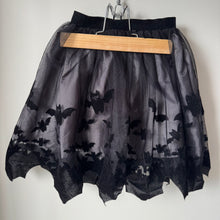 Load image into Gallery viewer, H&amp;M Bat Tulle Skirt 2-4Y
