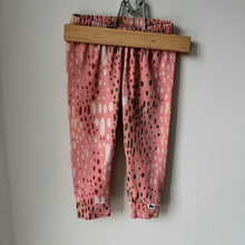 Load image into Gallery viewer, Little &amp; Lively Leggings 9-12M
