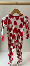 Load image into Gallery viewer, Heart Footie 2T
