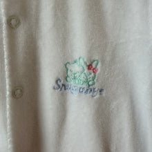 Load image into Gallery viewer, Vintage Snugabye Terry Embroidered Footie 0-3M
