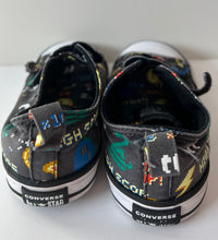 Load image into Gallery viewer, Converse Nintendo Velcro Sneakers 9C

