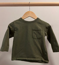 Load image into Gallery viewer, Zara Pocket Long Sleeve 12-18M
