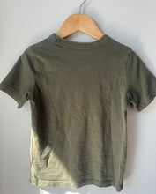 Load image into Gallery viewer, Joe Fresh Bug Tee Size 6
