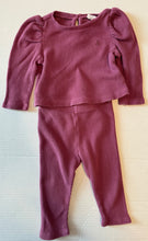 Load image into Gallery viewer, BabyGap Waffle Set 6-12M
