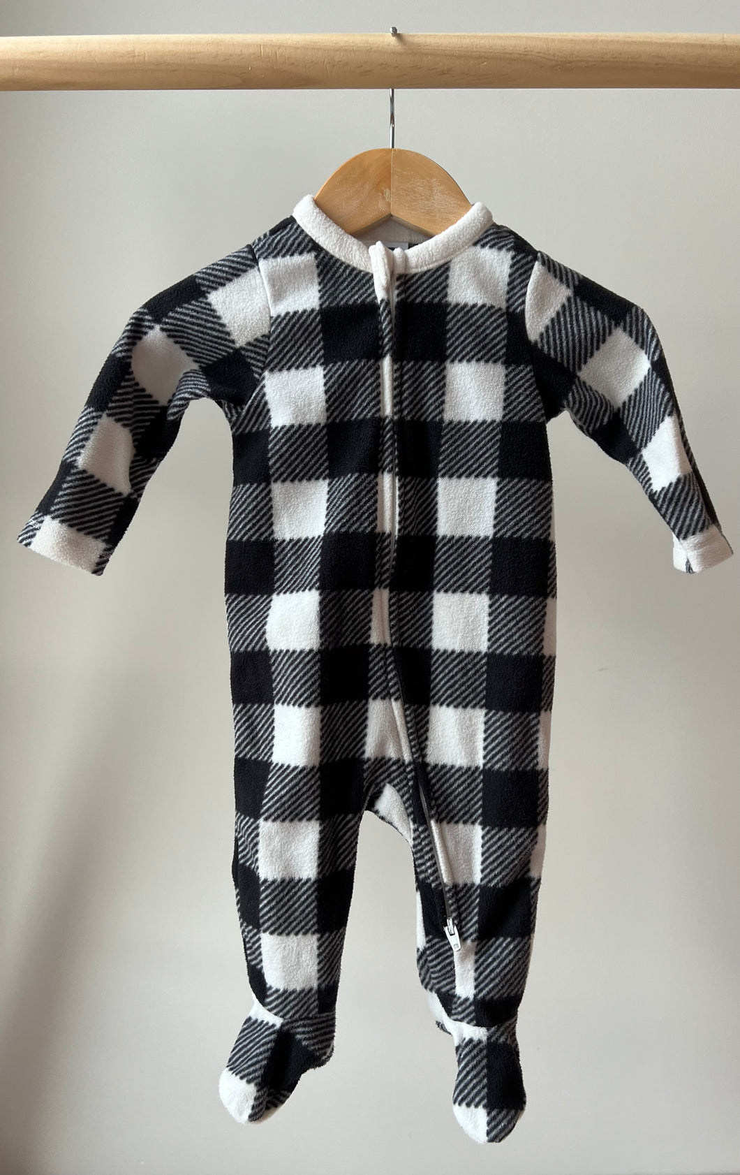 Old Navy Polar Fleece Footie 3-6M