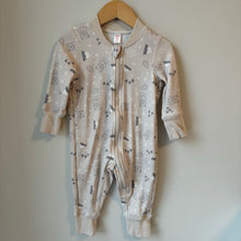 Load image into Gallery viewer, Kombi Velvet Fleece One Piece 9-18M
