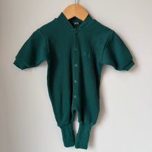 Load image into Gallery viewer, Vintage Snugabye Green Waffle Footie 6M
