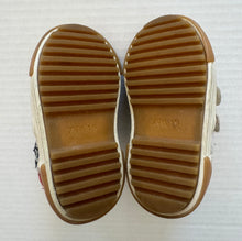 Load image into Gallery viewer, Zara Mickey Shoes Size 3INF
