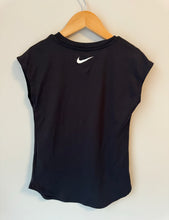 Load image into Gallery viewer, Nike Tank 6-7Y
