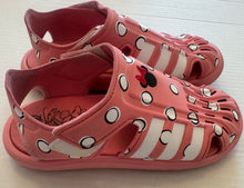 Load image into Gallery viewer, Adidas Minnie Sandals Size 1 (Junior)
