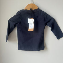 Load image into Gallery viewer, *With Tags* En Fant Long Sleeve Tee 6M
