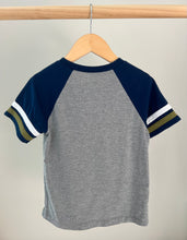 Load image into Gallery viewer, Mickey Tee Size 6
