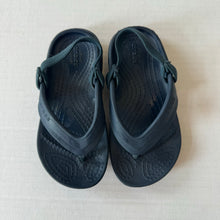 Load image into Gallery viewer, Crocs Sandals Size 8C
