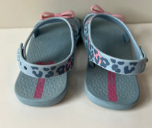 Load image into Gallery viewer, Ipamema Cheetah Bow Sandals Size 6
