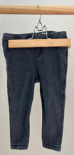 Load image into Gallery viewer, Zara Jeggings 18-24M
