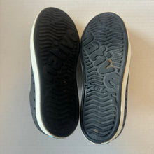 Load image into Gallery viewer, Native Jefferson Black Size 3 Junior
