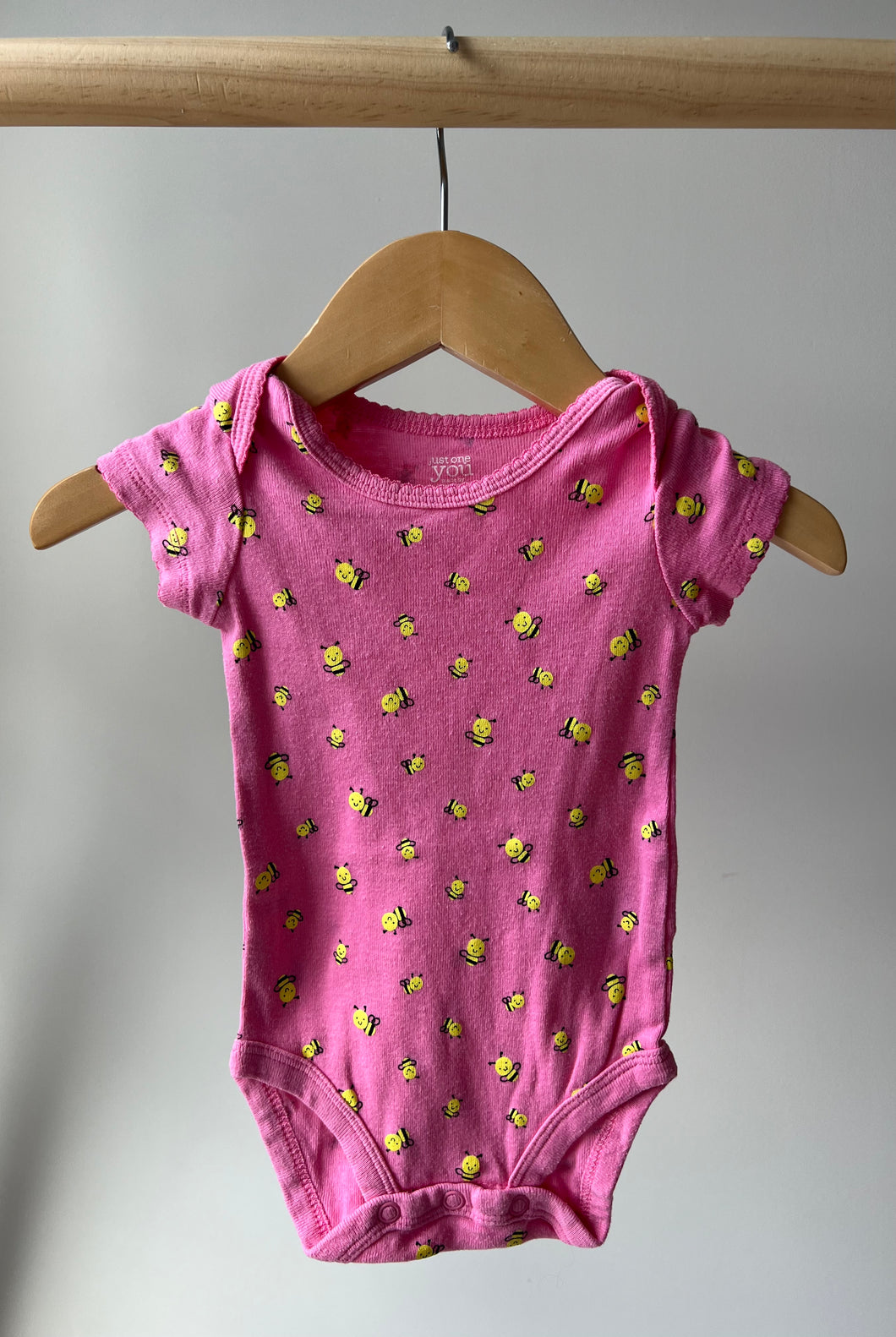 Bee Onesie 3M