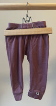 Load image into Gallery viewer, Little &amp; Lively Legging 9-12M
