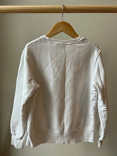 Load image into Gallery viewer, UniQlo London Crewneck Size 7-8
