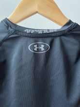 Load image into Gallery viewer, Under Armour Heat Gear Top MED
