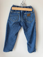 Load image into Gallery viewer, Vintage Lee Jeans Size 5
