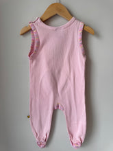 Load image into Gallery viewer, Vintage Winnie The Pooh Romper 6-12M
