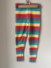 Load image into Gallery viewer, Vintage Tapemeasure NY Size 9-10
