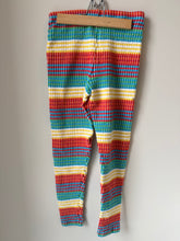 Load image into Gallery viewer, Vintage Tapemeasure NY Size 9-10

