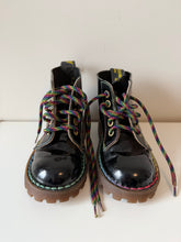 Load image into Gallery viewer, Vintage Rainbow Stitch Patent Leather Dr Martens Size 7
