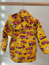 Load image into Gallery viewer, Hatley Firetruck Raincoat 3T
