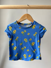 Load image into Gallery viewer, Old Navy Sunflower Tee 2T
