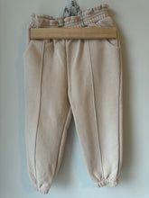 Load image into Gallery viewer, Zara Sweats Size 3/4
