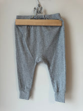 Load image into Gallery viewer, Joe Fresh Jersey Pants 12-18M
